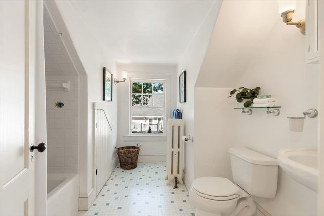 9 Wilson St, Winchester, MA 01890