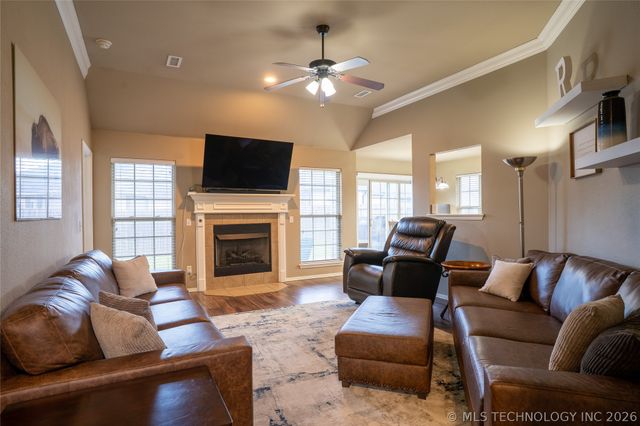 446 NE Katherine Avenue, Bartlesville, OK 74006