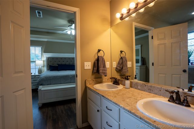 446 NE Katherine Avenue, Bartlesville, OK 74006