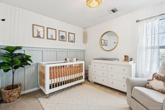 4 Clinton Avenue, Bellport, NY 11713