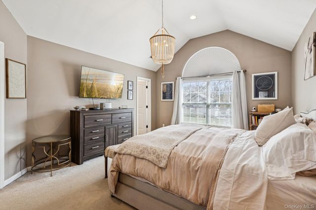 4 Clinton Avenue, Bellport, NY 11713