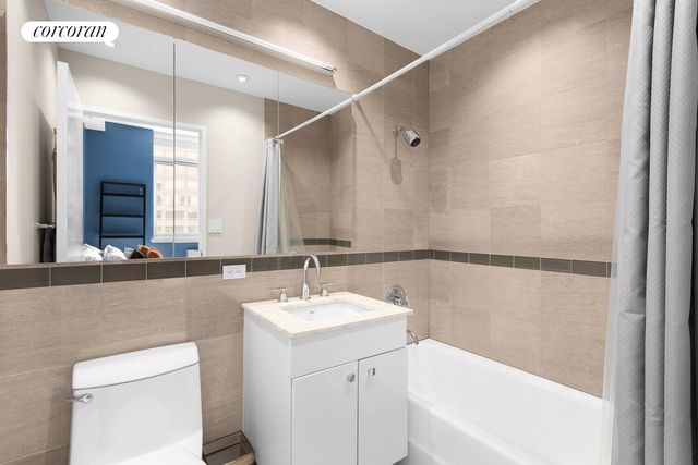 212 E 57th St Apt 21A, New York City, NY 10022