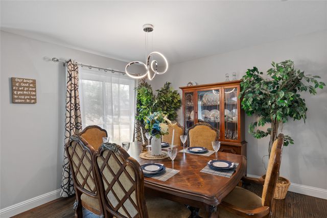 325 Arapaho E, Sherman, TX 75092