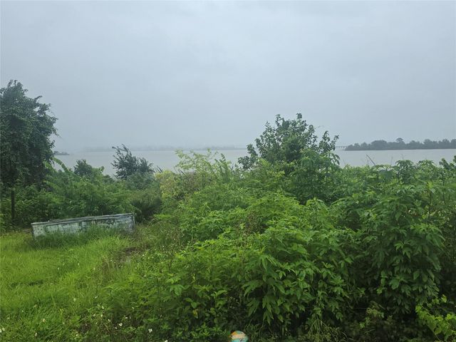 1424 Park Drive, Channelview, TX 77530