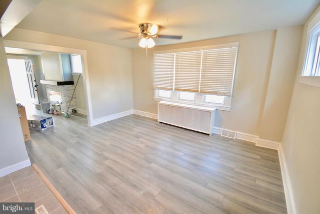 461 FLAMINGO ST, Philadelphia, PA 19128