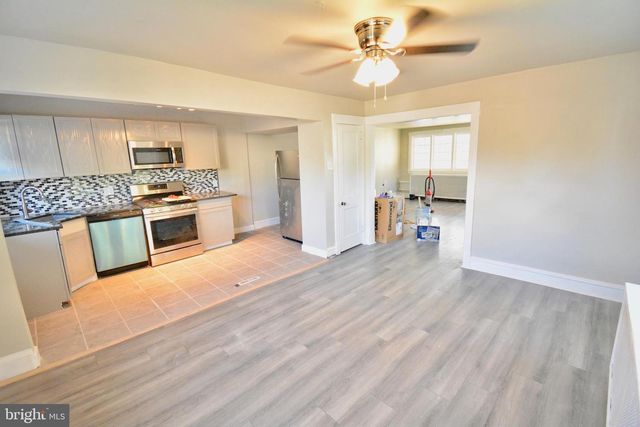 461 FLAMINGO ST, Philadelphia, PA 19128