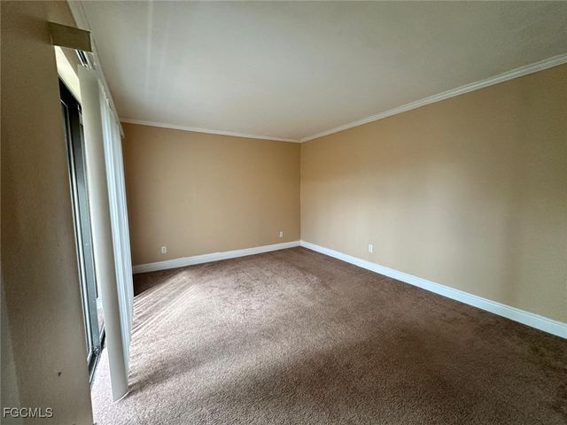 1709 Park Meadows DR 4, Fort Myers, FL 33907
