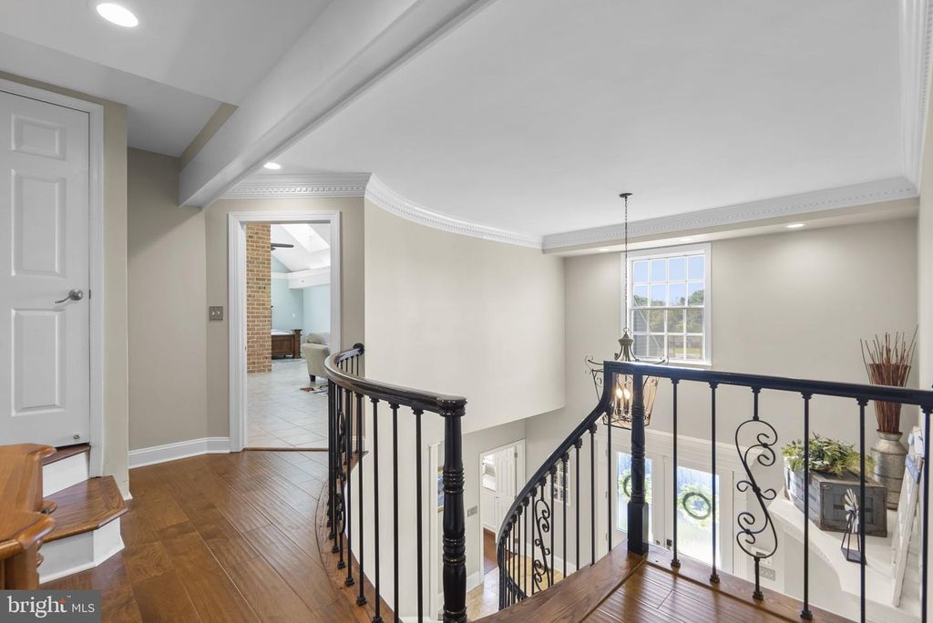 Image 25 of property listing at 101 JORDAN TAYLOR LN, Harwood, MD 20776