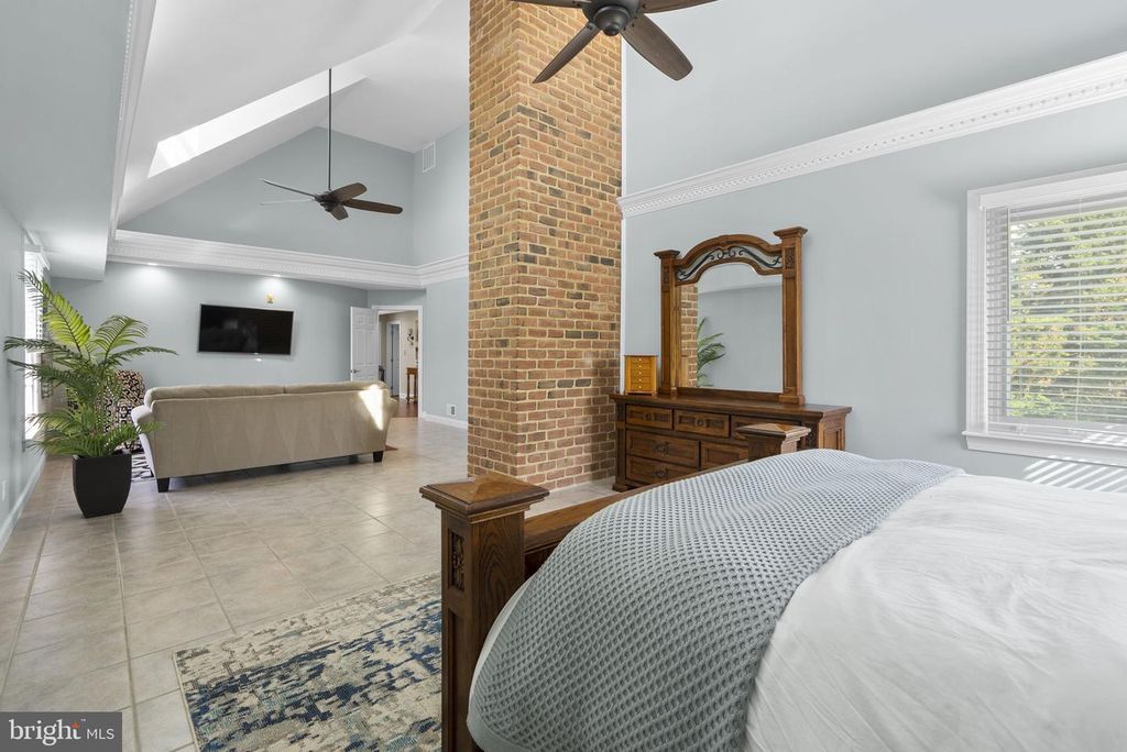 Image 29 of property listing at 101 JORDAN TAYLOR LN, Harwood, MD 20776