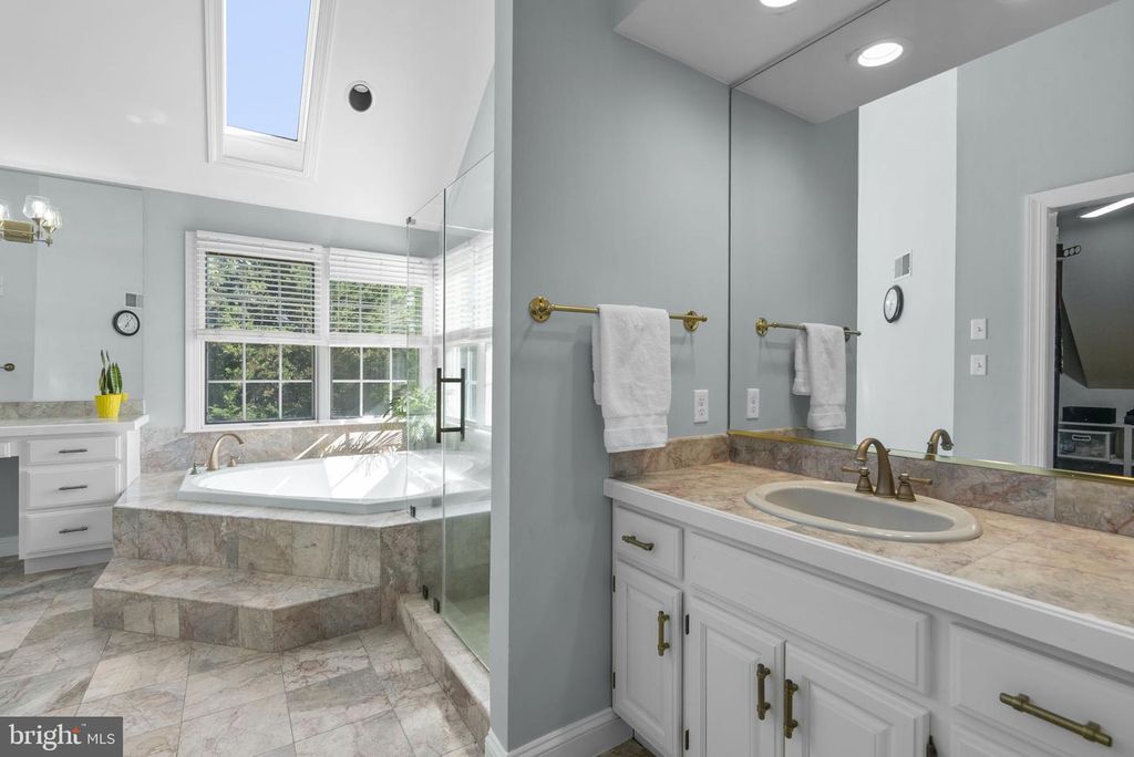 Image 30 of property listing at 101 JORDAN TAYLOR LN, Harwood, MD 20776