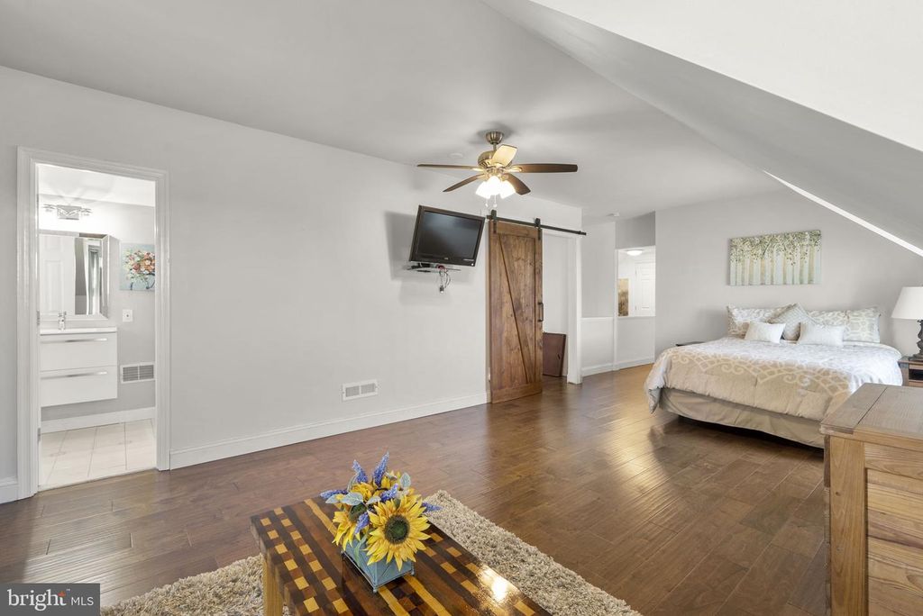 Image 41 of property listing at 101 JORDAN TAYLOR LN, Harwood, MD 20776