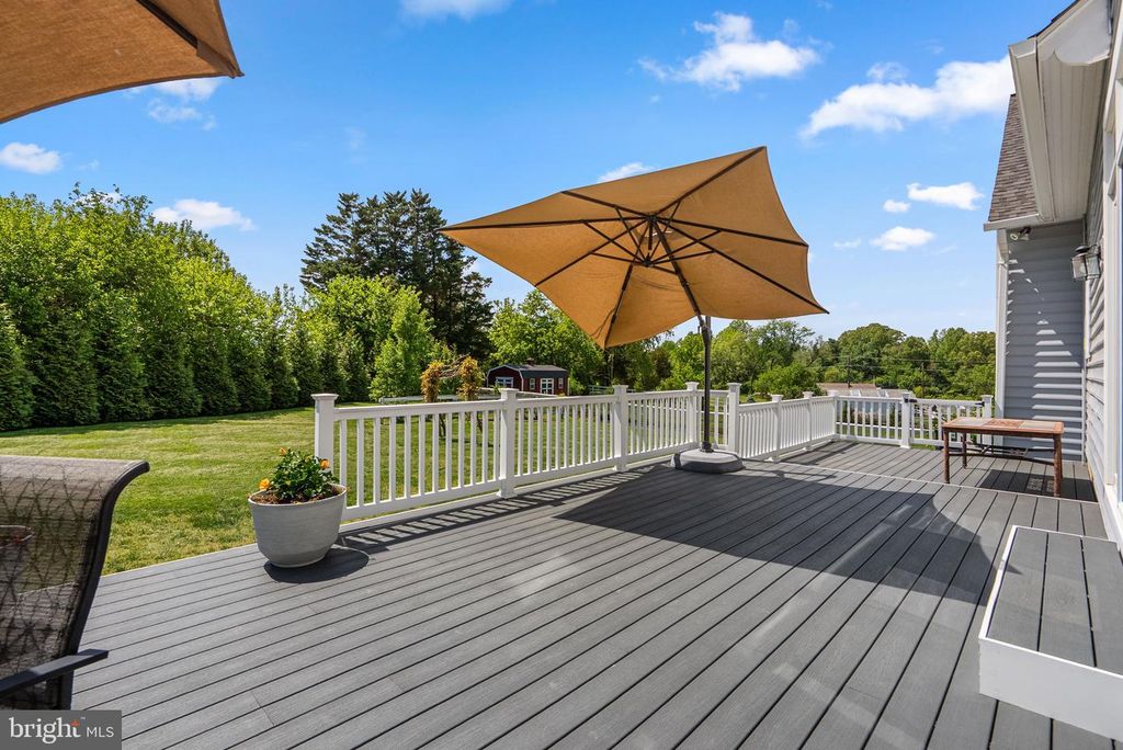 Image 50 of property listing at 101 JORDAN TAYLOR LN, Harwood, MD 20776