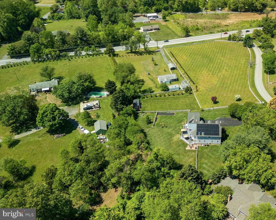 Image 65 of property listing at 101 JORDAN TAYLOR LN, Harwood, MD 20776