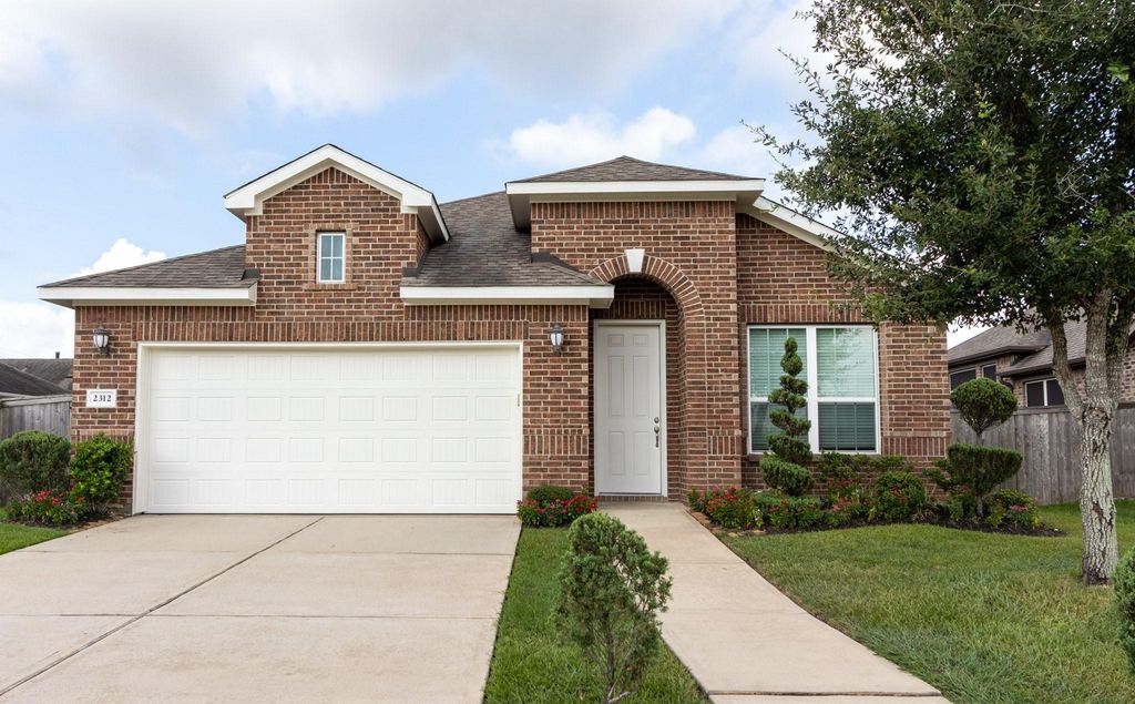 2312 Jessamine Heights Lane, Pearland, TX 77089