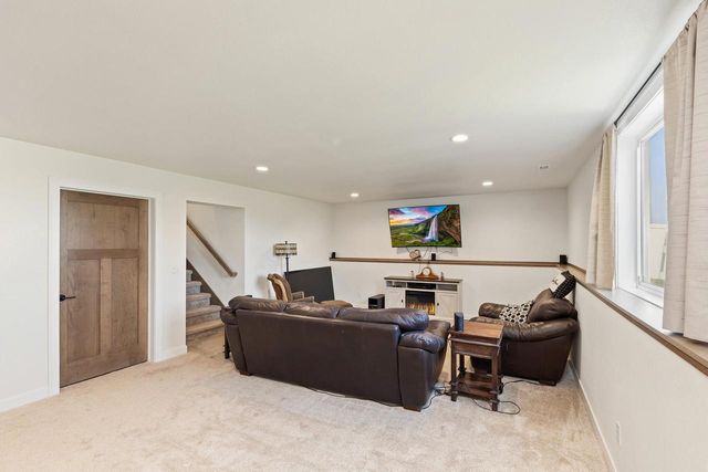 274 Weston ROAD, Holmen, WI 54636