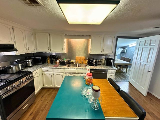 26871 Cypress Lane, Washington, OK 73093