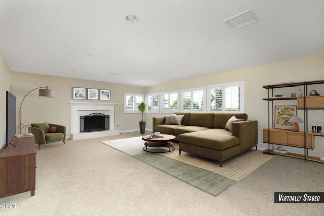 37 Bradford Avenue, Camarillo, CA 93010