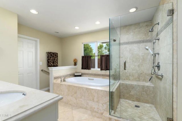 37 Bradford Avenue, Camarillo, CA 93010