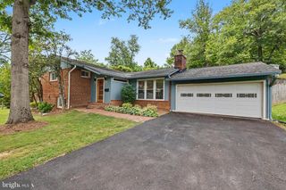 3511 SLADE RUN DR, Falls Church, VA 22042