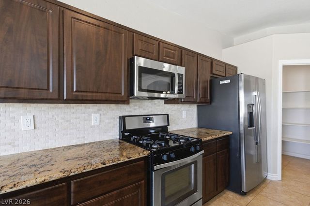 10232 Punch Bowl Falls Court, Las Vegas, NV 89131