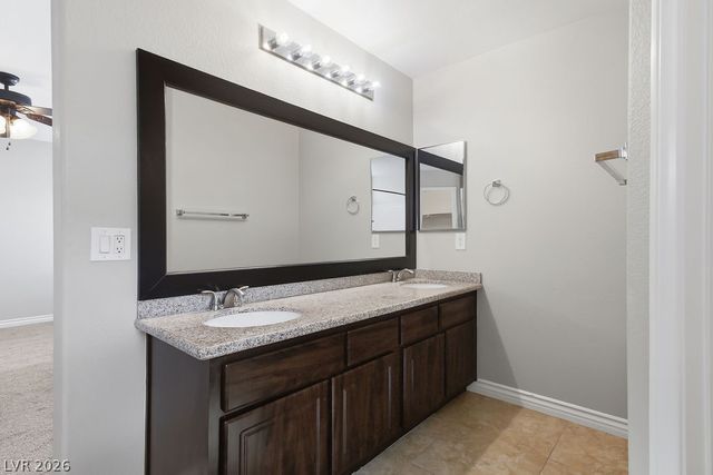 10232 Punch Bowl Falls Court, Las Vegas, NV 89131