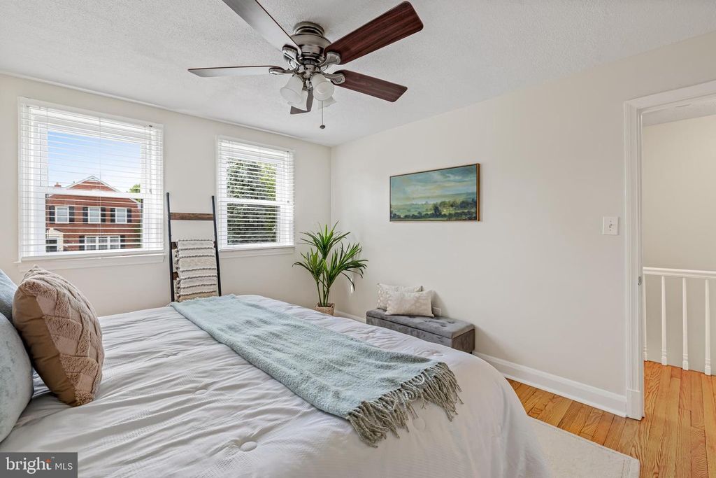 Image 22 of property listing at 8437 PLEASANT PLAINS RD, Baltimore, MD 21286