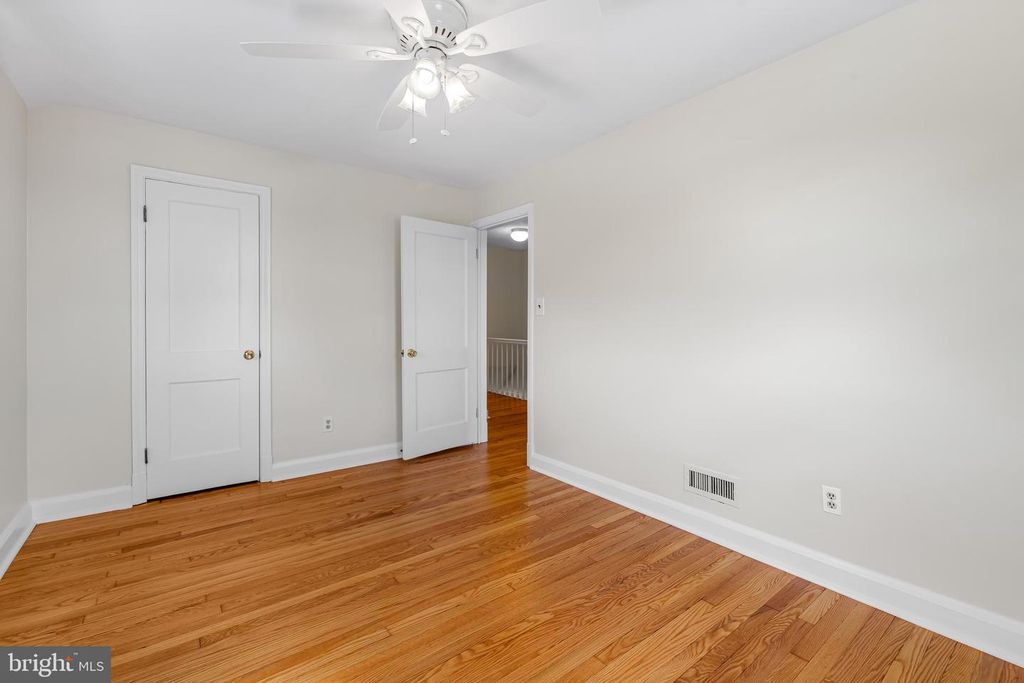 Image 27 of property listing at 8437 PLEASANT PLAINS RD, Baltimore, MD 21286