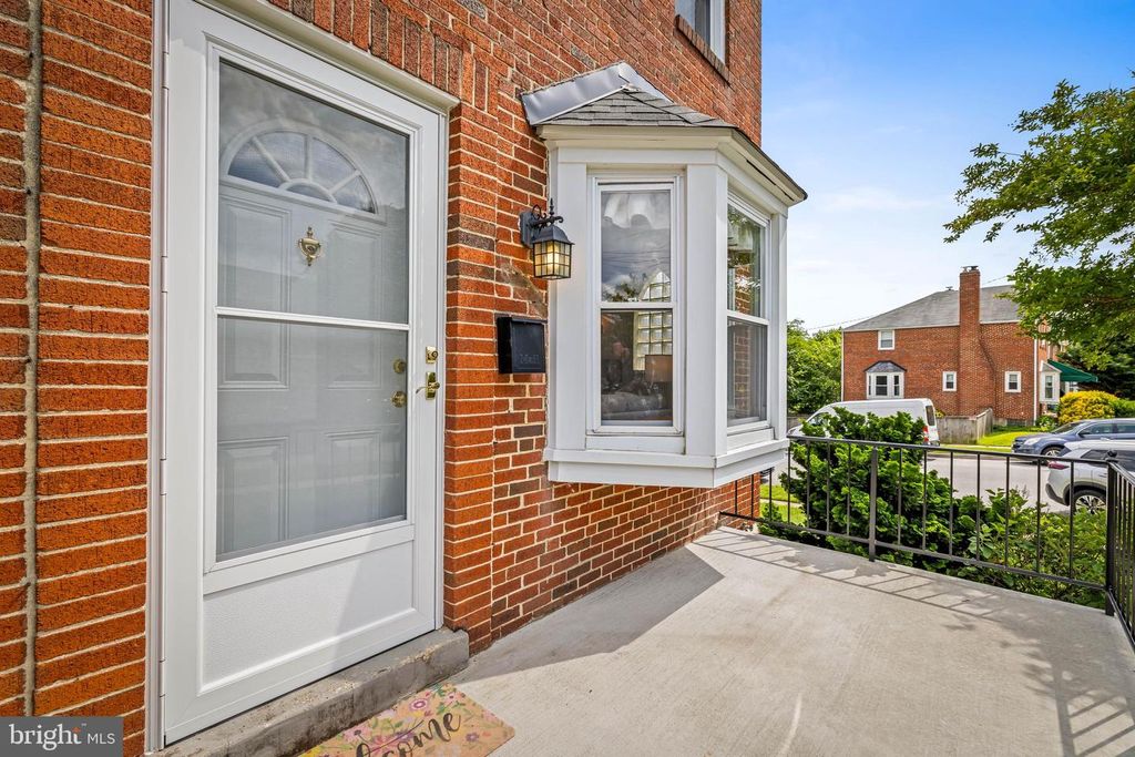 Image 3 of property listing at 8437 PLEASANT PLAINS RD, Baltimore, MD 21286
