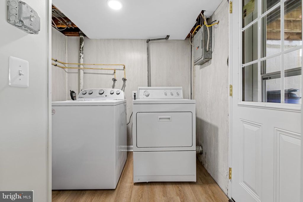 Image 36 of property listing at 8437 PLEASANT PLAINS RD, Baltimore, MD 21286