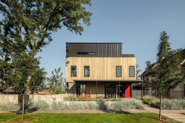 3011 Lawrence Street, Denver, CO 80205