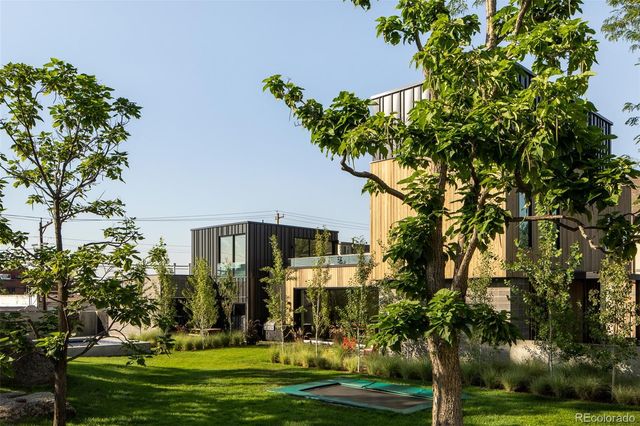 3011 Lawrence Street, Denver, CO 80205