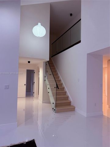 16358 SW 82nd Ter, Miami, FL 33193