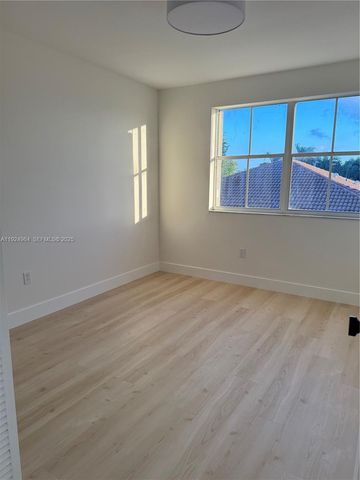 16358 SW 82nd Ter, Miami, FL 33193