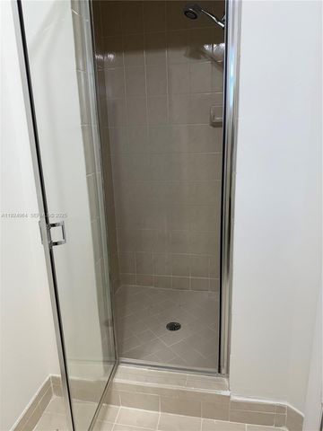 16358 SW 82nd Ter, Miami, FL 33193