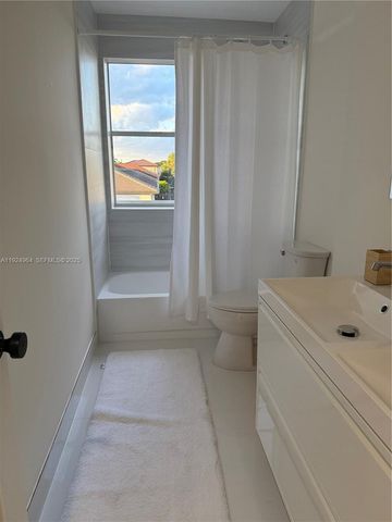 16358 SW 82nd Ter, Miami, FL 33193