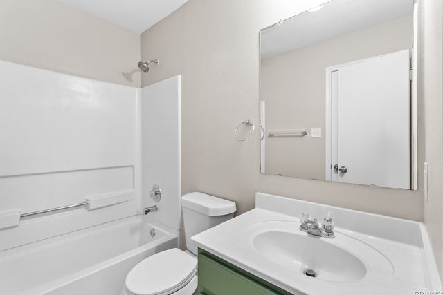 203 Mallow Grove, San Antonio, TX 78253