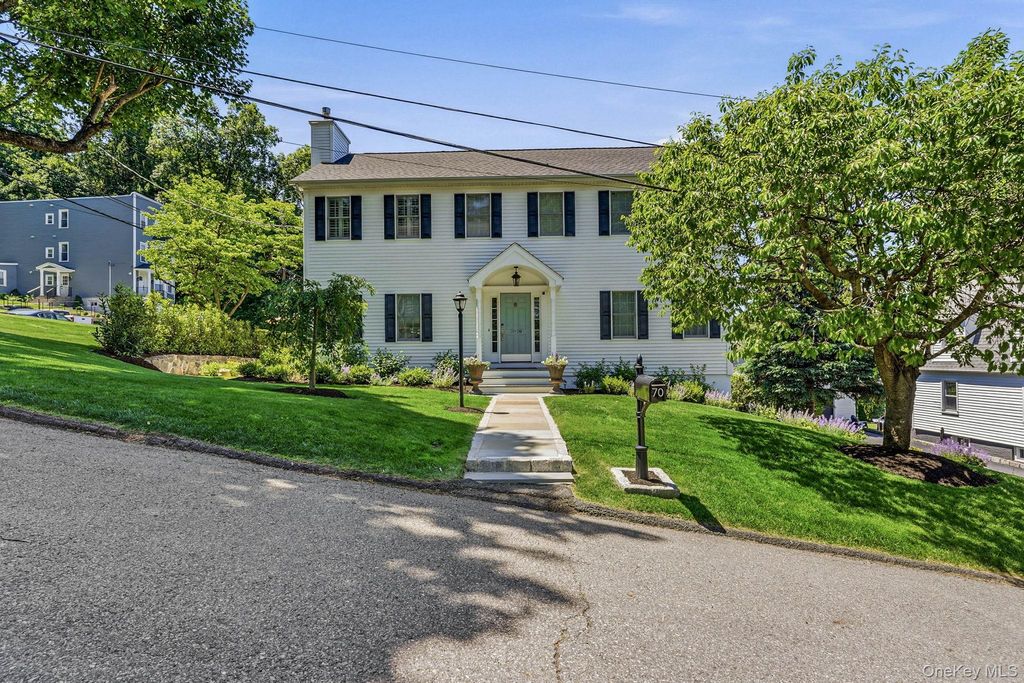 70 Orchard Place, Thornwood, NY 10594