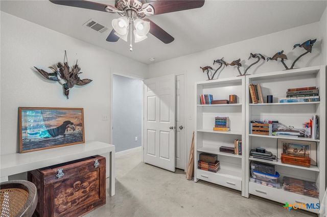 1202 E Avenue F, Lampasas, TX 76550