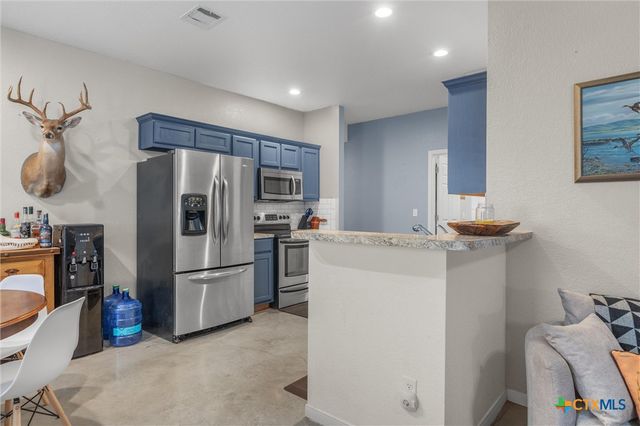 1202 E Avenue F, Lampasas, TX 76550