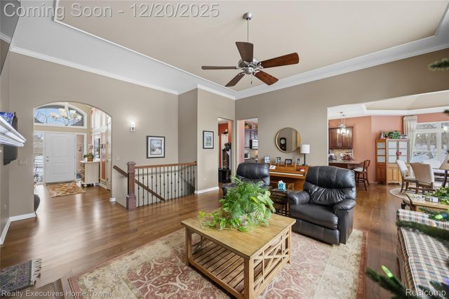 63072 S Plantation Court, Washington Township, MI 48095