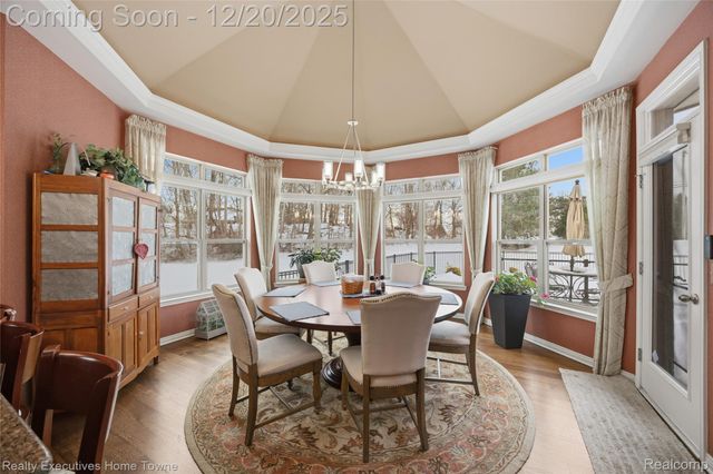 63072 S Plantation Court, Washington Township, MI 48095