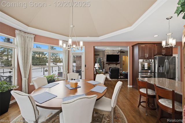 63072 S Plantation Court, Washington Township, MI 48095