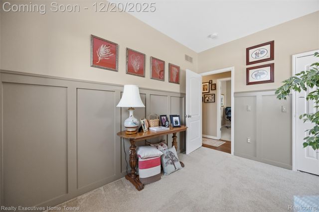 63072 S Plantation Court, Washington Township, MI 48095