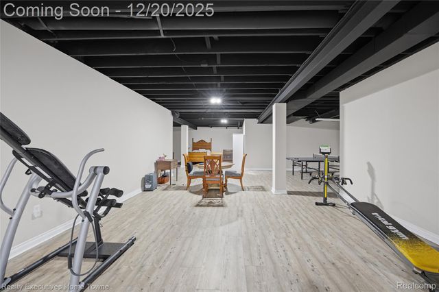 63072 S Plantation Court, Washington Township, MI 48095