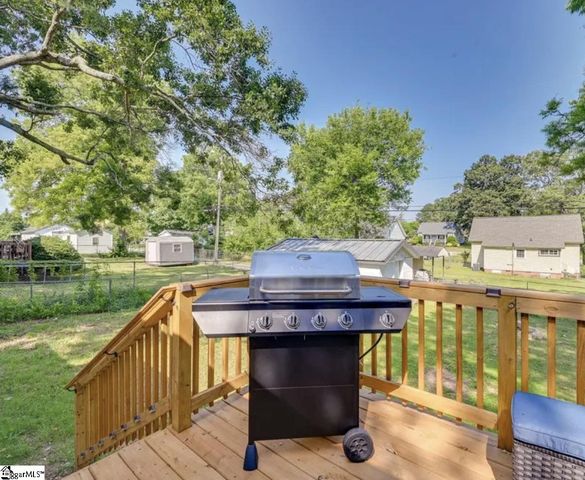 47 Wallace Street, Greenville, SC 29605