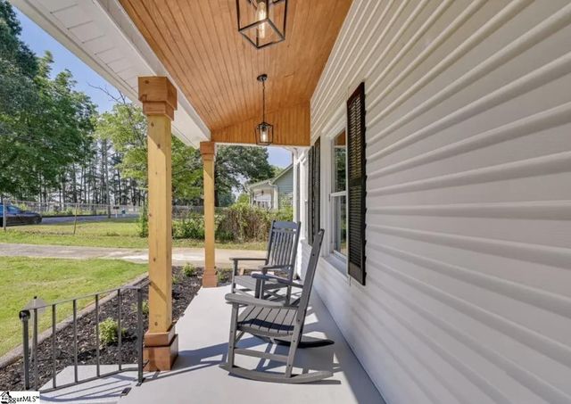 47 Wallace Street, Greenville, SC 29605
