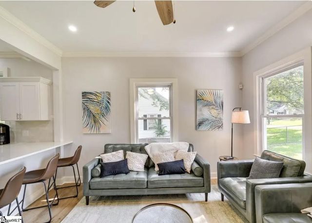 47 Wallace Street, Greenville, SC 29605