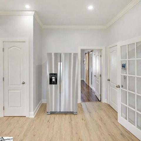 47 Wallace Street, Greenville, SC 29605