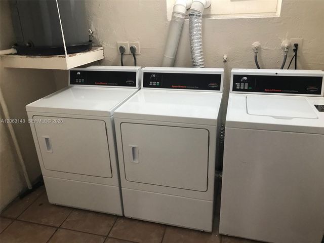 801 NW 47th Avenue 121W, Miami, FL 33126