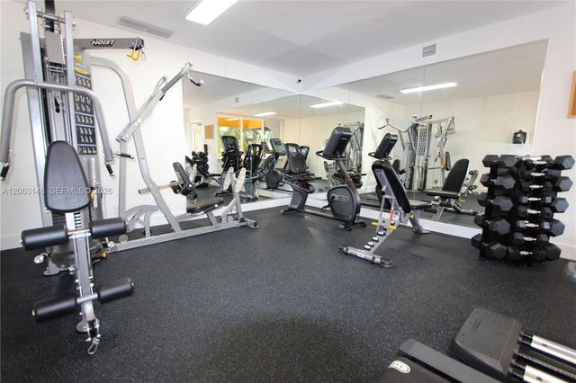 801 NW 47th Avenue 121W, Miami, FL 33126